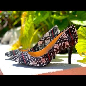 INC International Concepts Size 6 Gorgeous Heels! Never used!